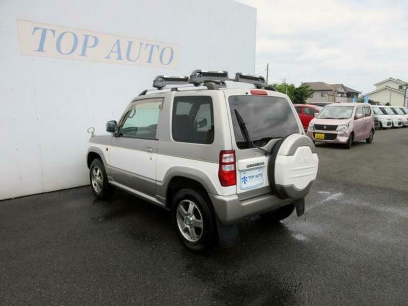 PAJERO MINI