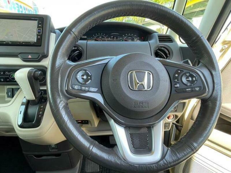 N BOX