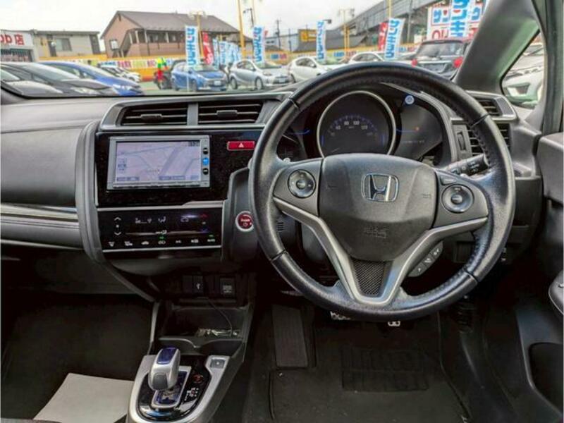 FIT HYBRID