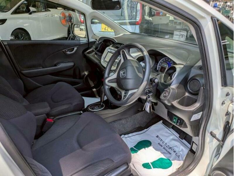 FIT HYBRID