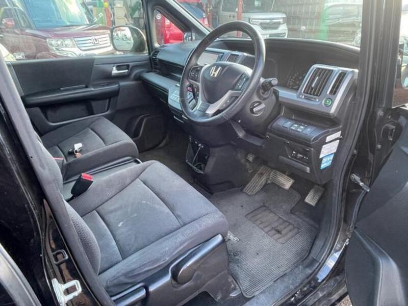 STEPWAGON SPADA