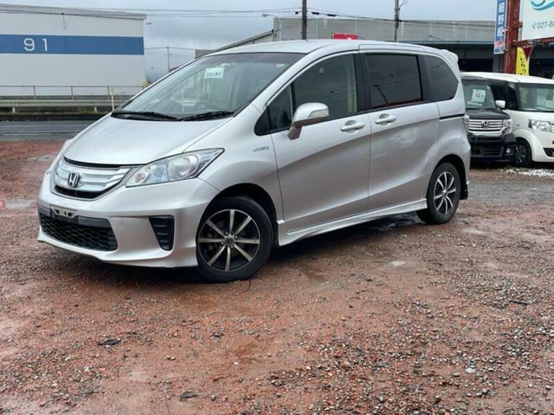 HONDA FREED HYBRID