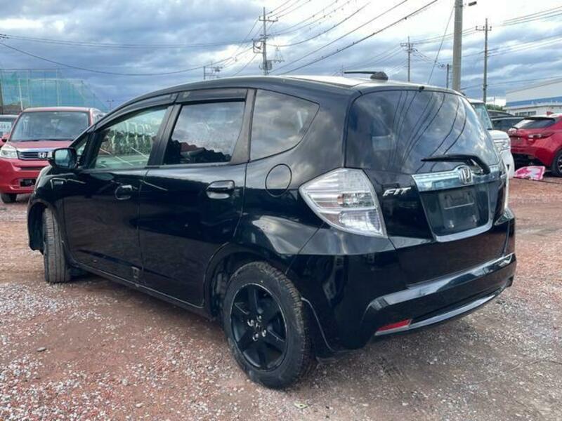 FIT HYBRID