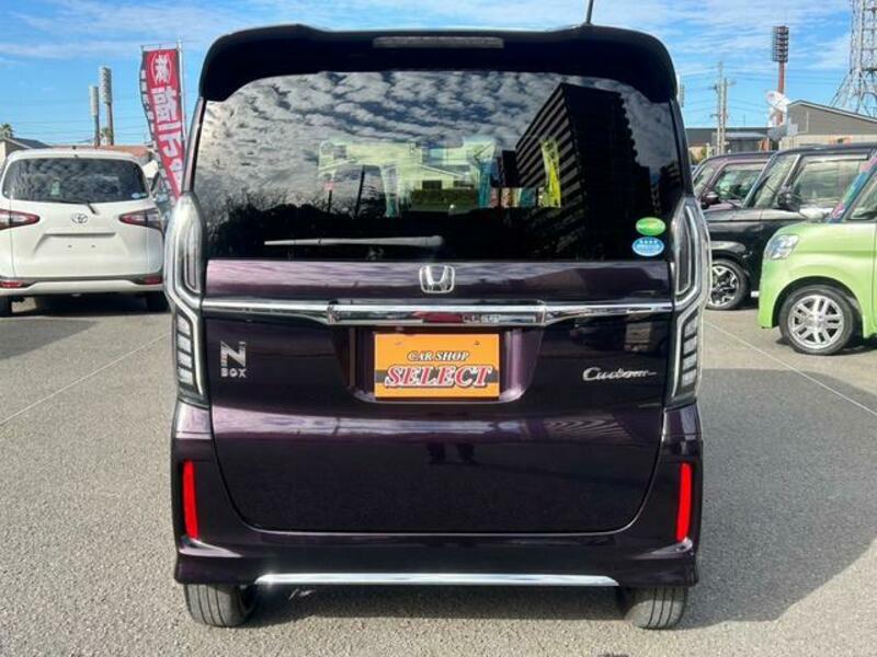 N BOX CUSTOM