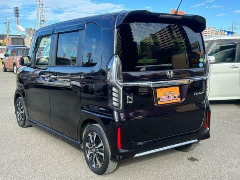 N BOX CUSTOM