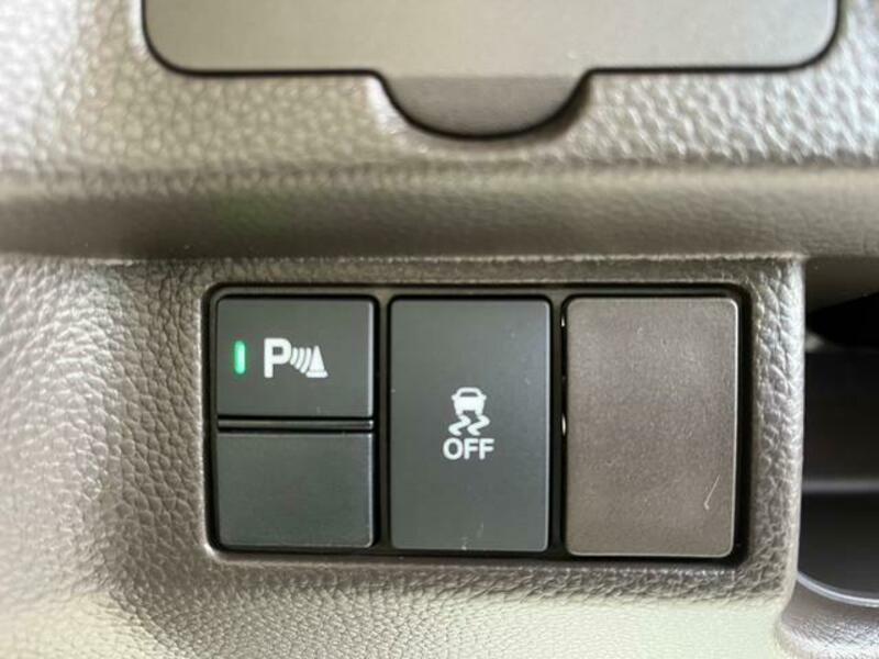 N BOX
