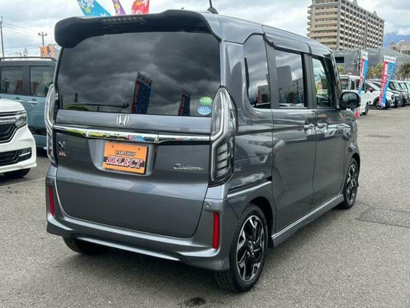 N BOX CUSTOM