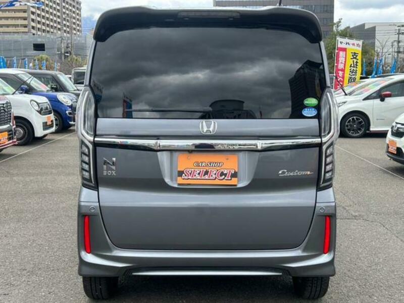 N BOX CUSTOM