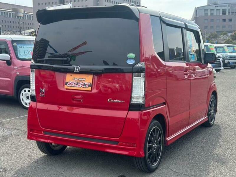 N BOX CUSTOM