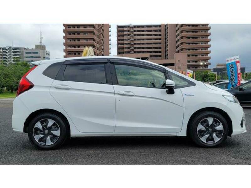 FIT HYBRID