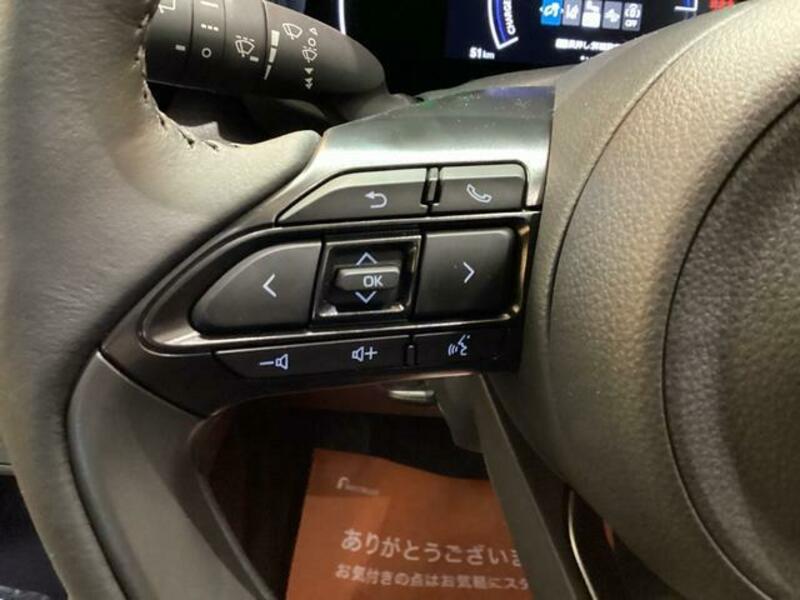 YARIS CROSS