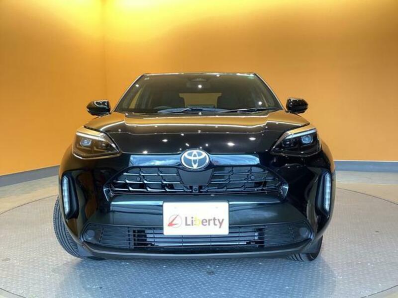 YARIS CROSS