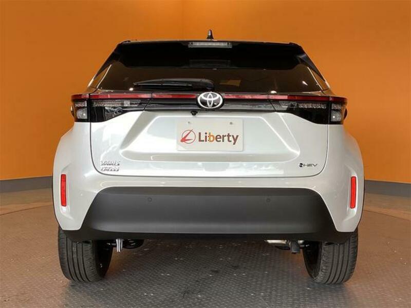 YARIS CROSS