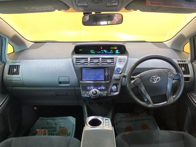 PRIUS ALPHA