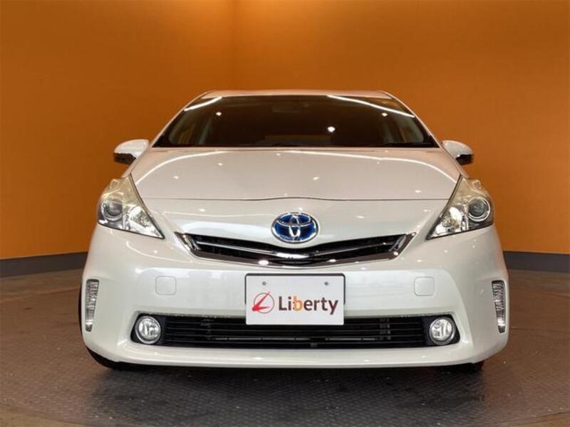 PRIUS ALPHA