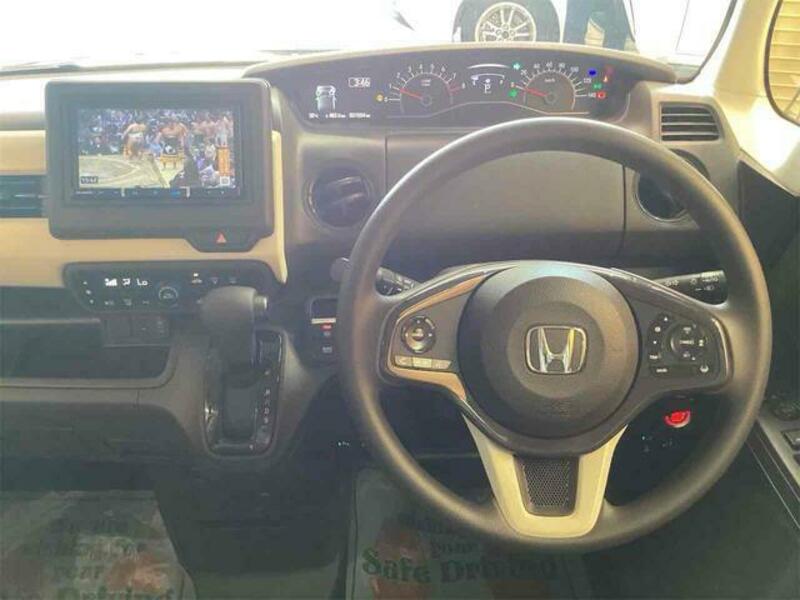 N BOX