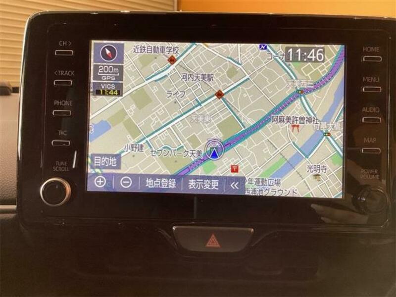 YARIS CROSS
