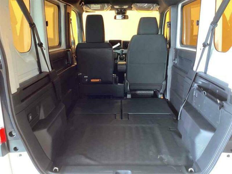 N-VAN