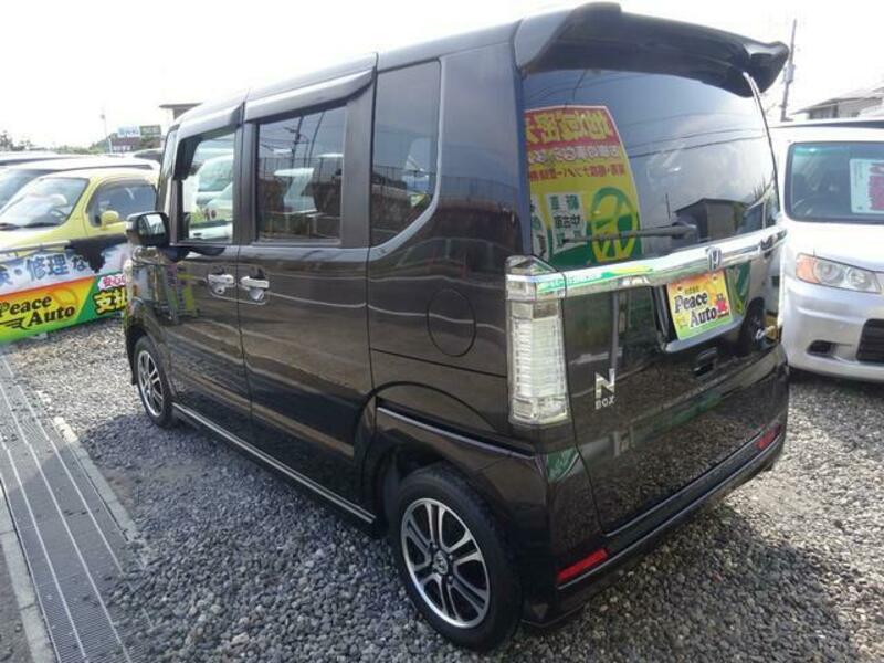 N BOX CUSTOM
