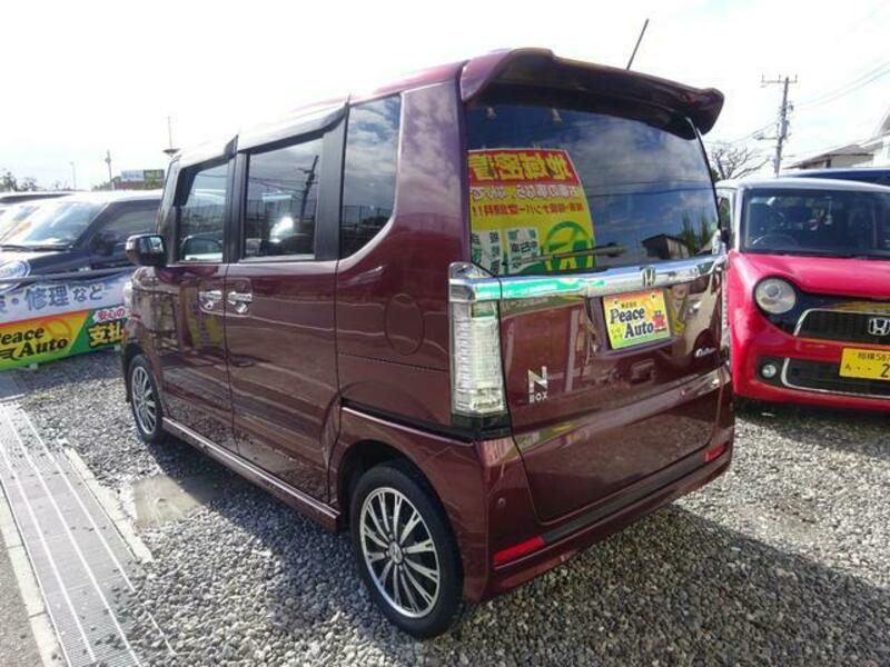 N BOX CUSTOM