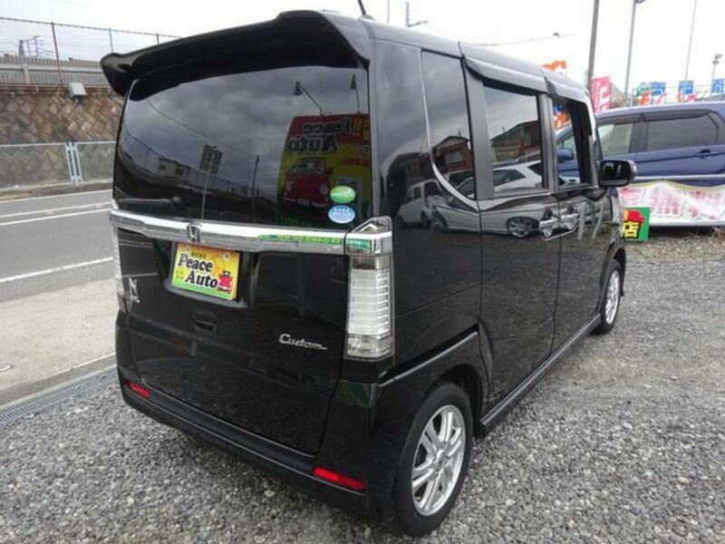 N BOX CUSTOM