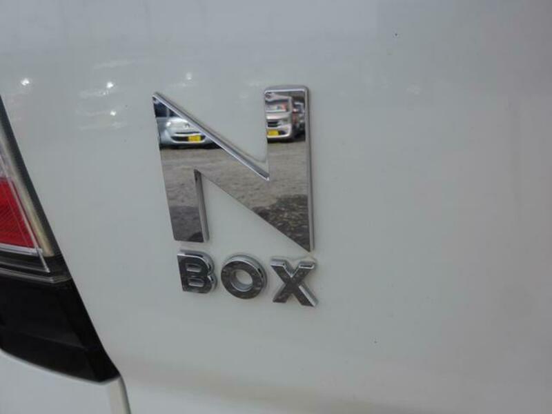 N BOX