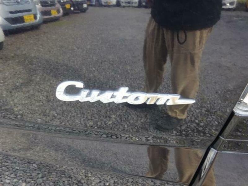 N BOX CUSTOM