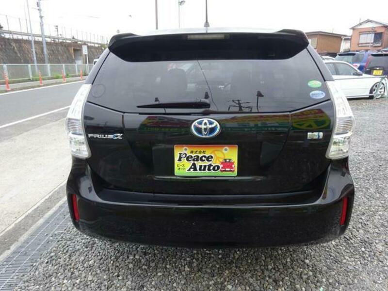 PRIUS ALPHA