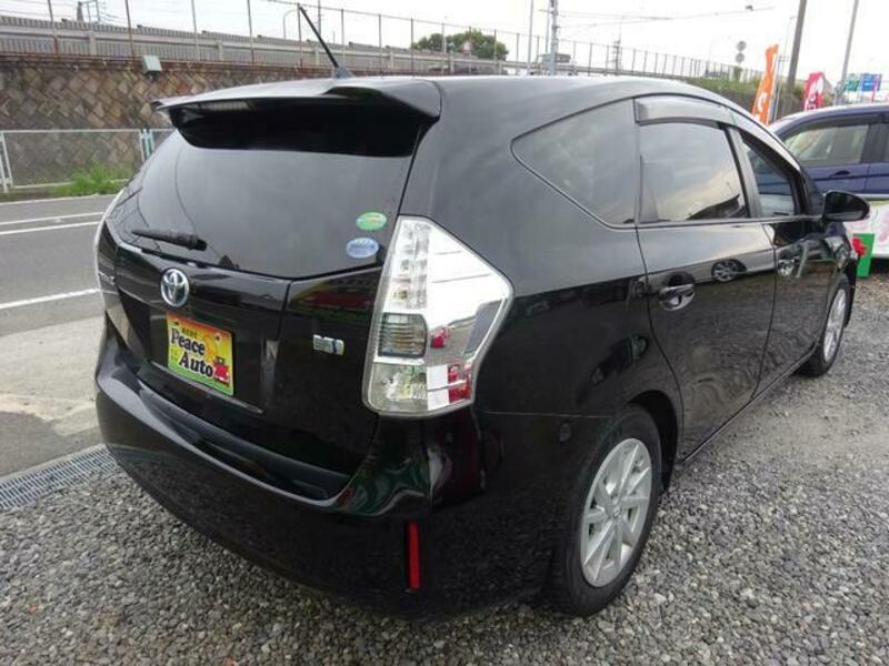 PRIUS ALPHA
