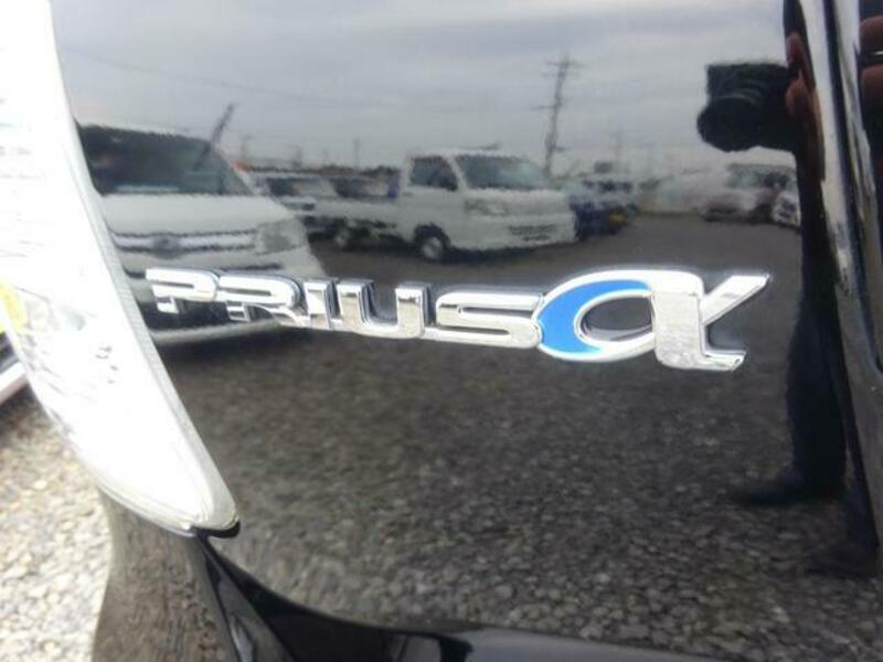 PRIUS ALPHA