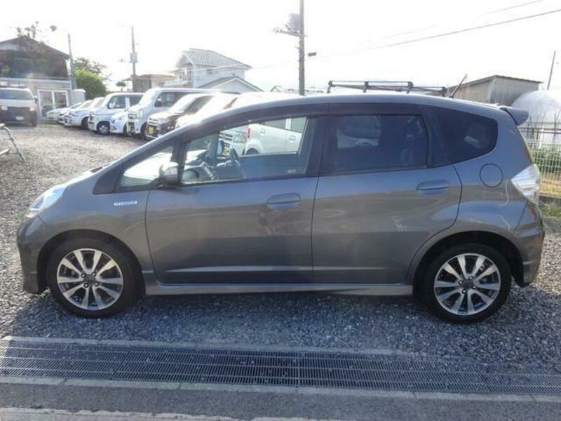 FIT HYBRID