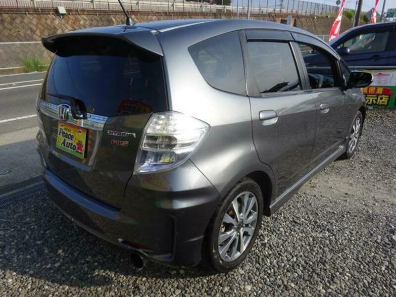 FIT HYBRID
