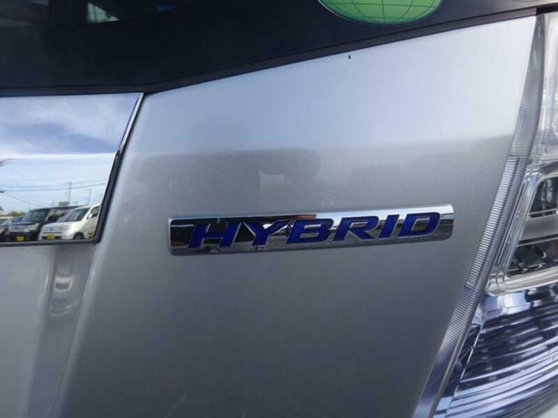 FIT HYBRID