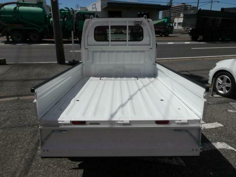 CLIPPER TRUCK