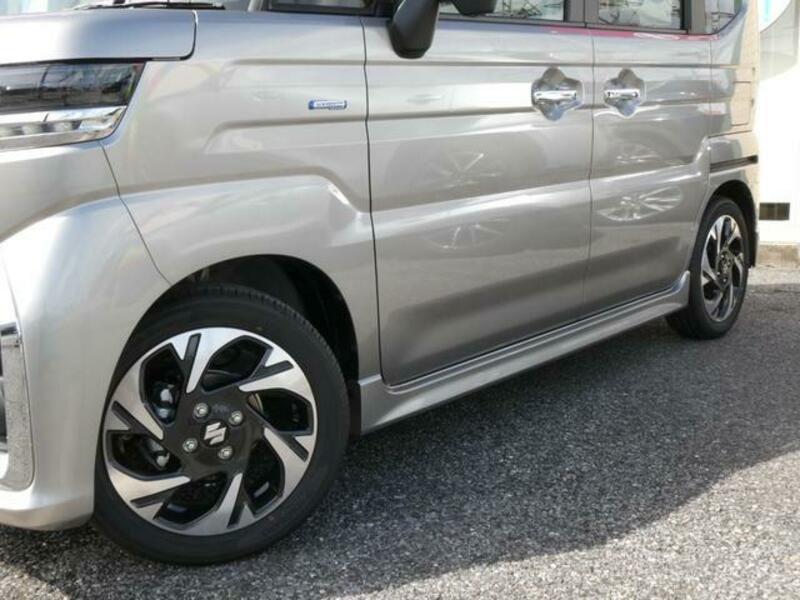 SPACIA CUSTOM