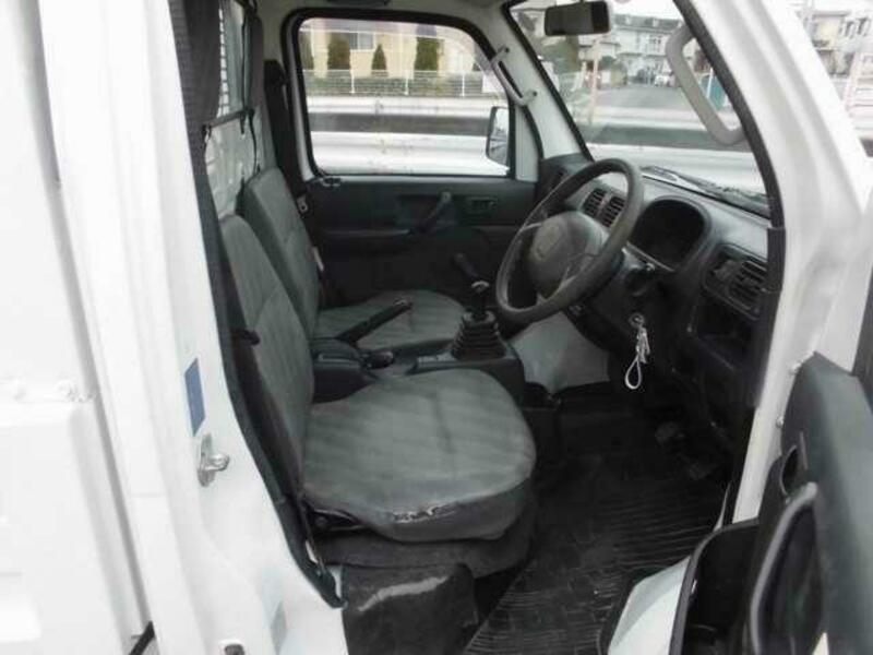 CARRY TRUCK