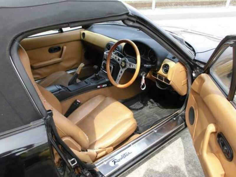 ROADSTER