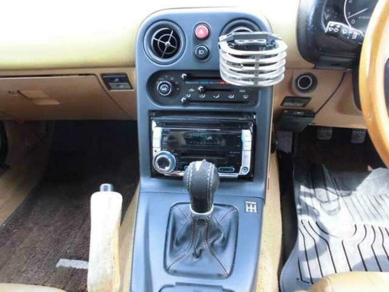 ROADSTER