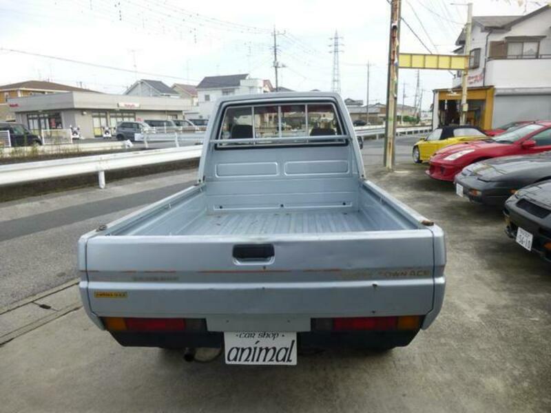 TOWNACE TRUCK