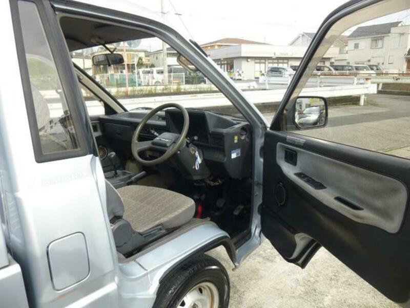 TOWNACE TRUCK