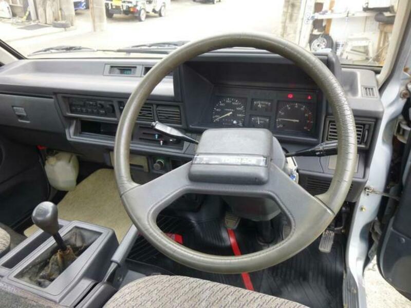 TOWNACE TRUCK