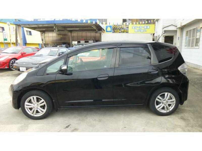 FIT HYBRID