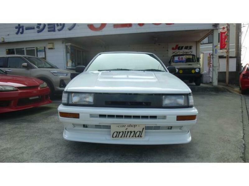 COROLLA LEVIN