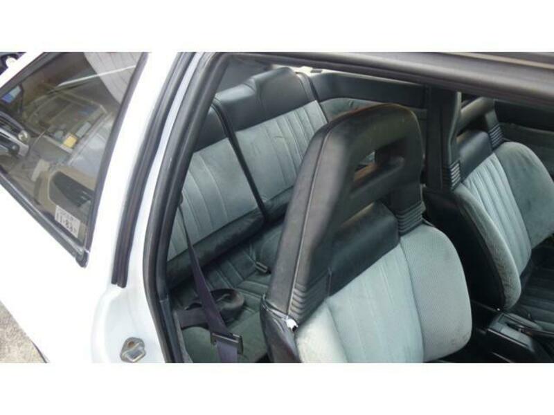 COROLLA LEVIN