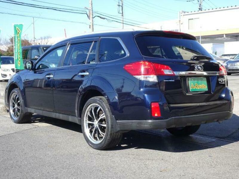 LEGACY OUTBACK