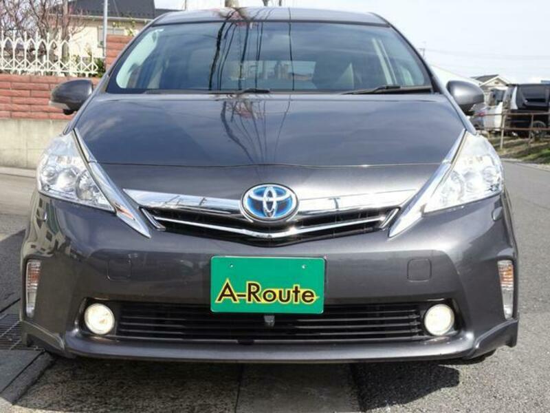 PRIUS ALPHA