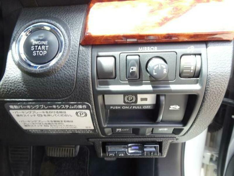 LEGACY B4