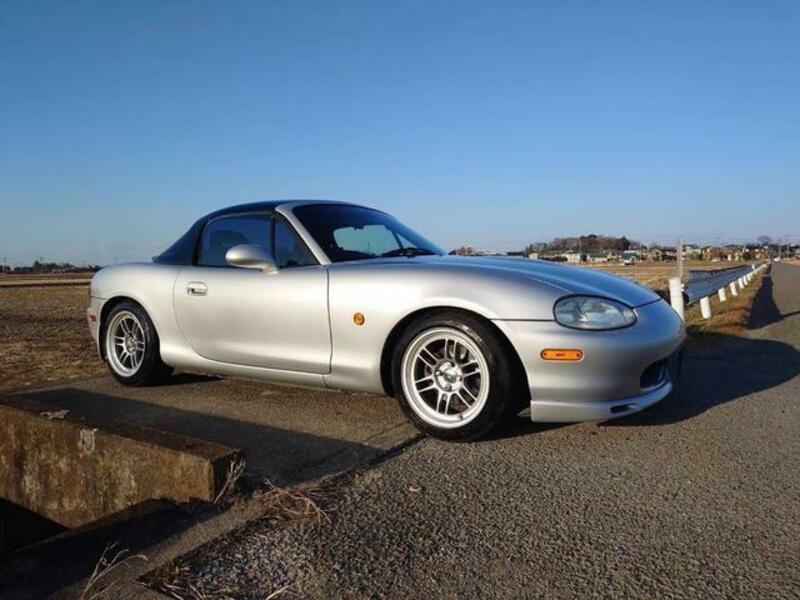 ROADSTER