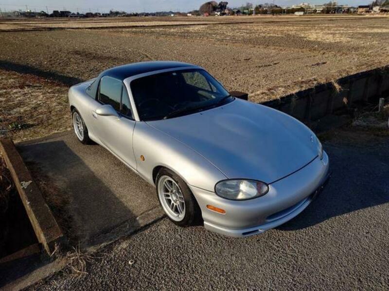 ROADSTER