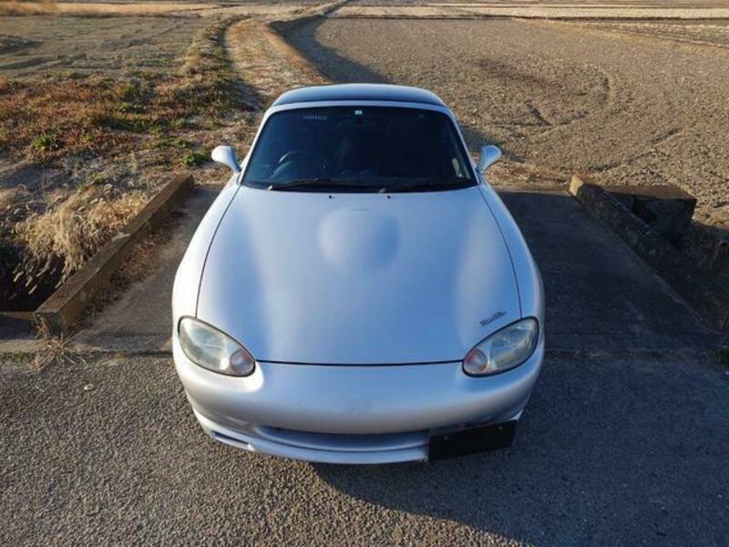 ROADSTER